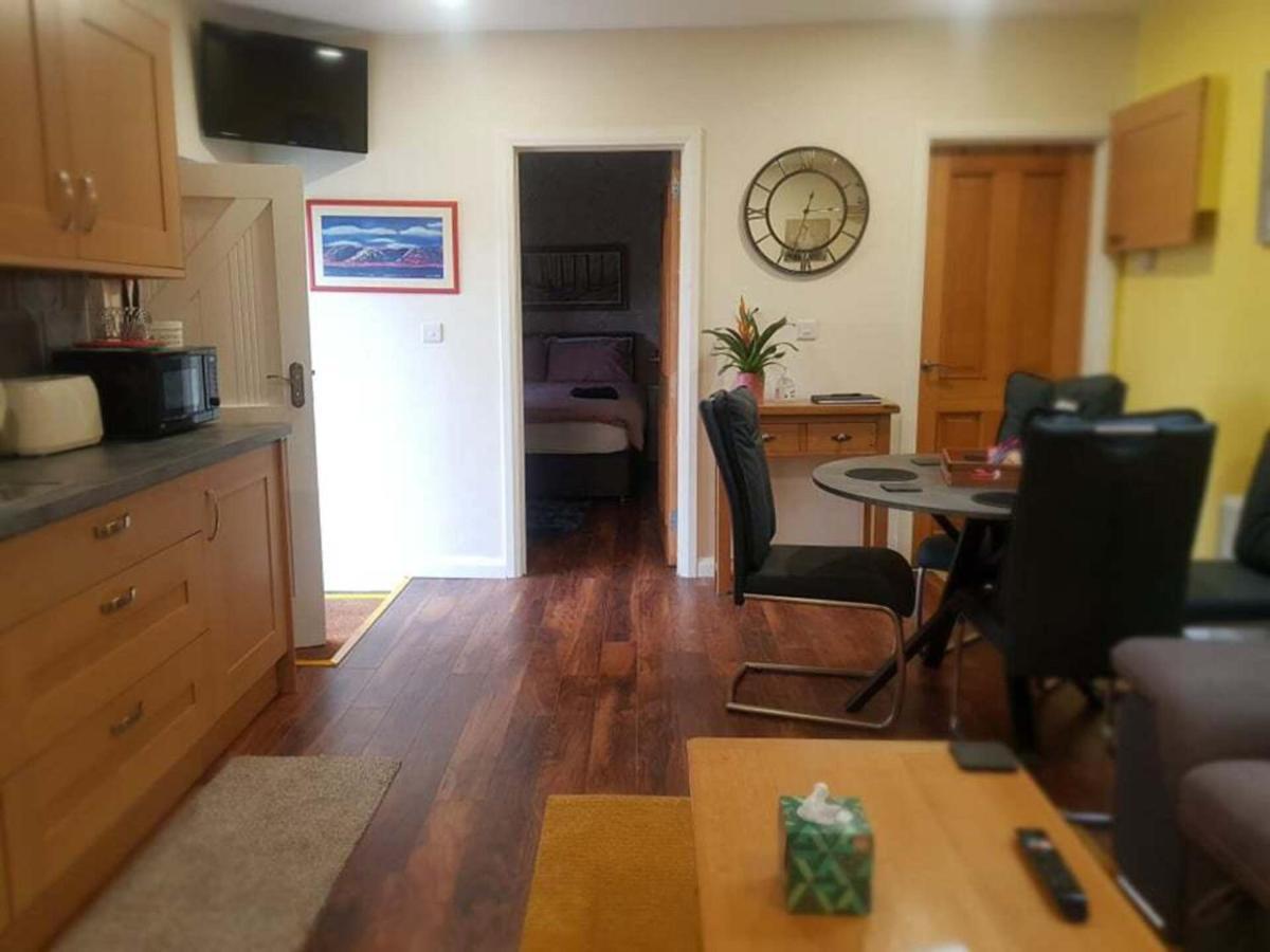 The Musical Ceol Cottage 1-Bedroom - Sleeps Four Ballynahinch Exterior foto